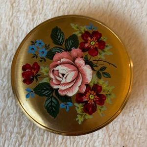 Vintage Melissa Compact